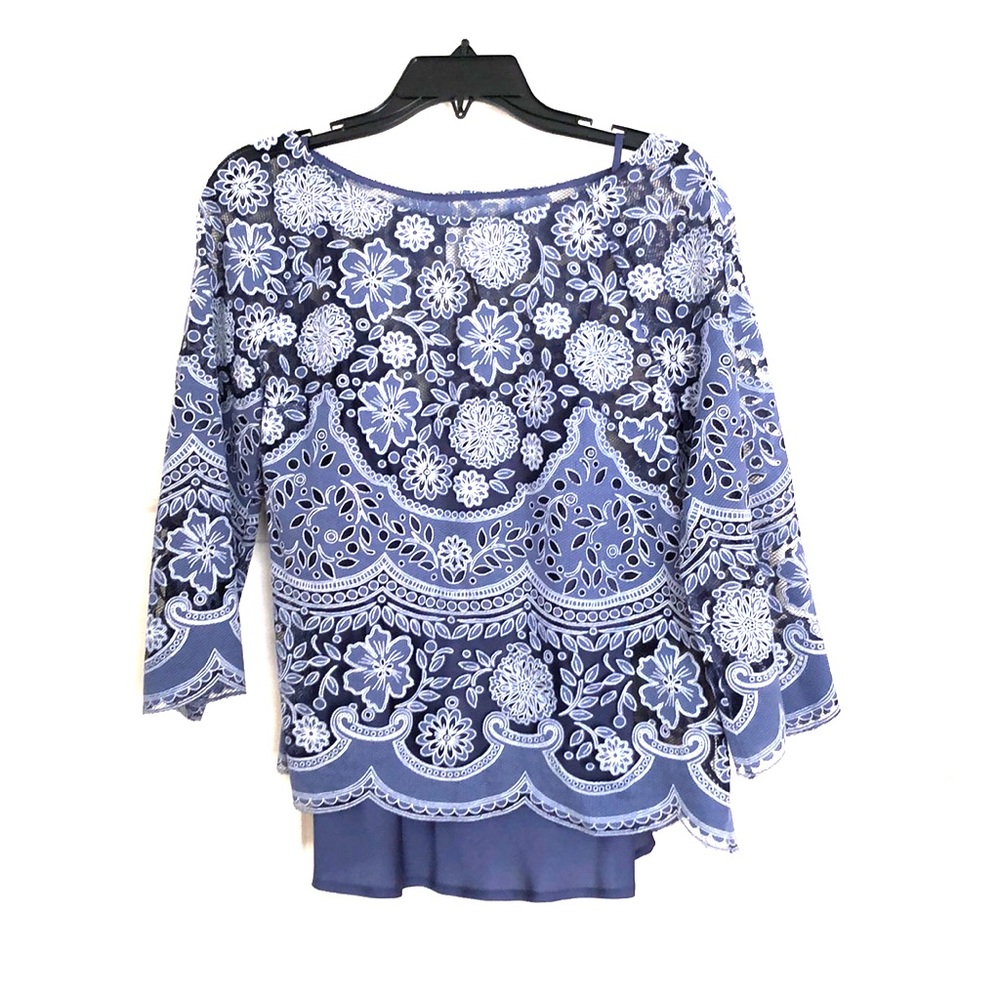 Adorable Anthro cotton lace top with attached cami
